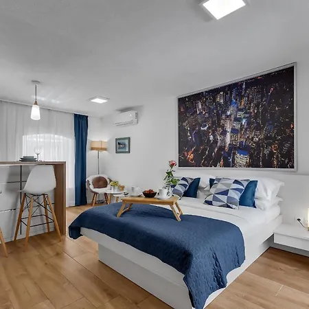 Luxury City Center Apartments Makarska Exterior photo