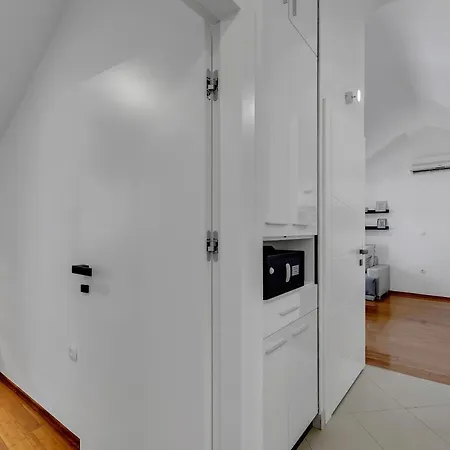 Luxury City Center Apartments Makarska Exterior photo