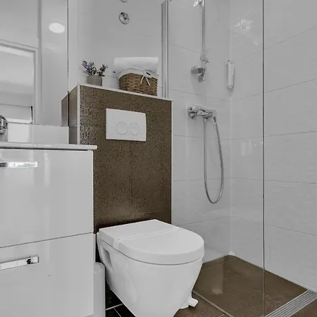 Luxury City Center Apartments Makarska Exterior photo