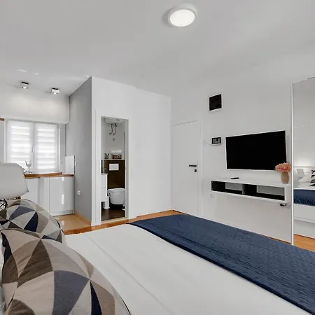 Luxury City Center Apartments Makarska Exterior photo