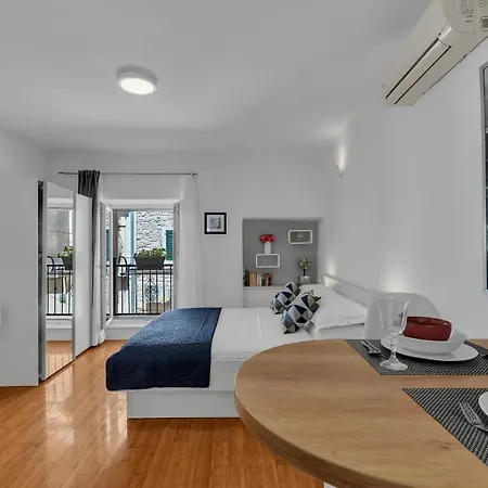 Luxury City Center Apartments Makarska Exterior photo