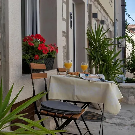 Luxury City Center Apartments Makarska Exterior photo