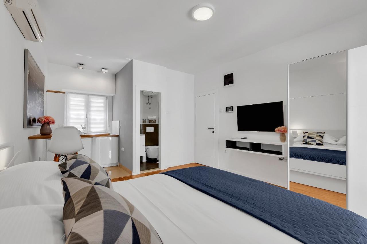 Luxury Center Apartment *