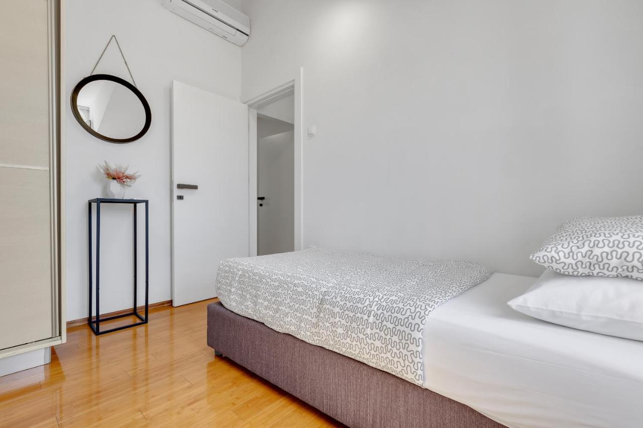 Luxury Center Apartment Makarska