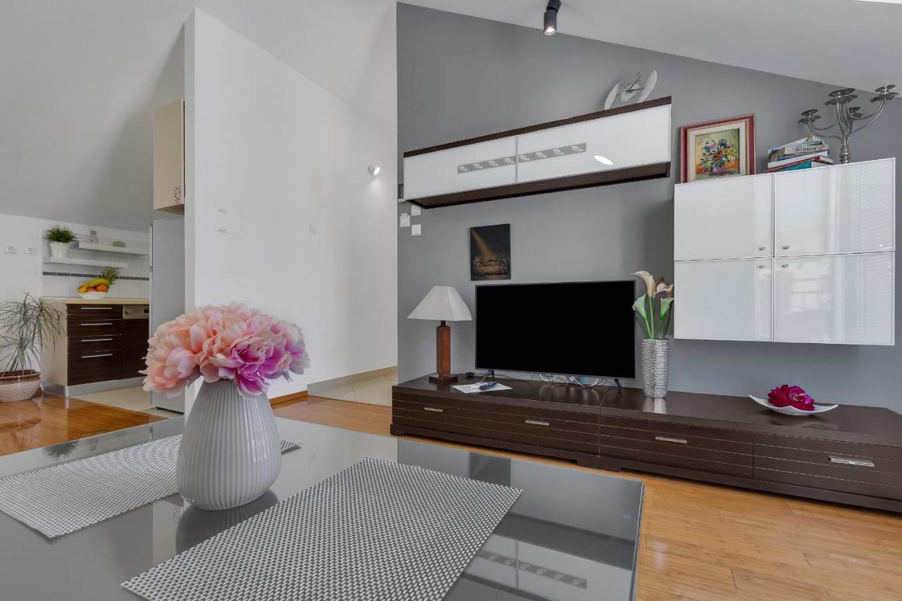 Luxury Center Makarska