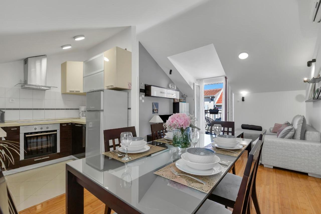 Luxury Center Apartment Makarska