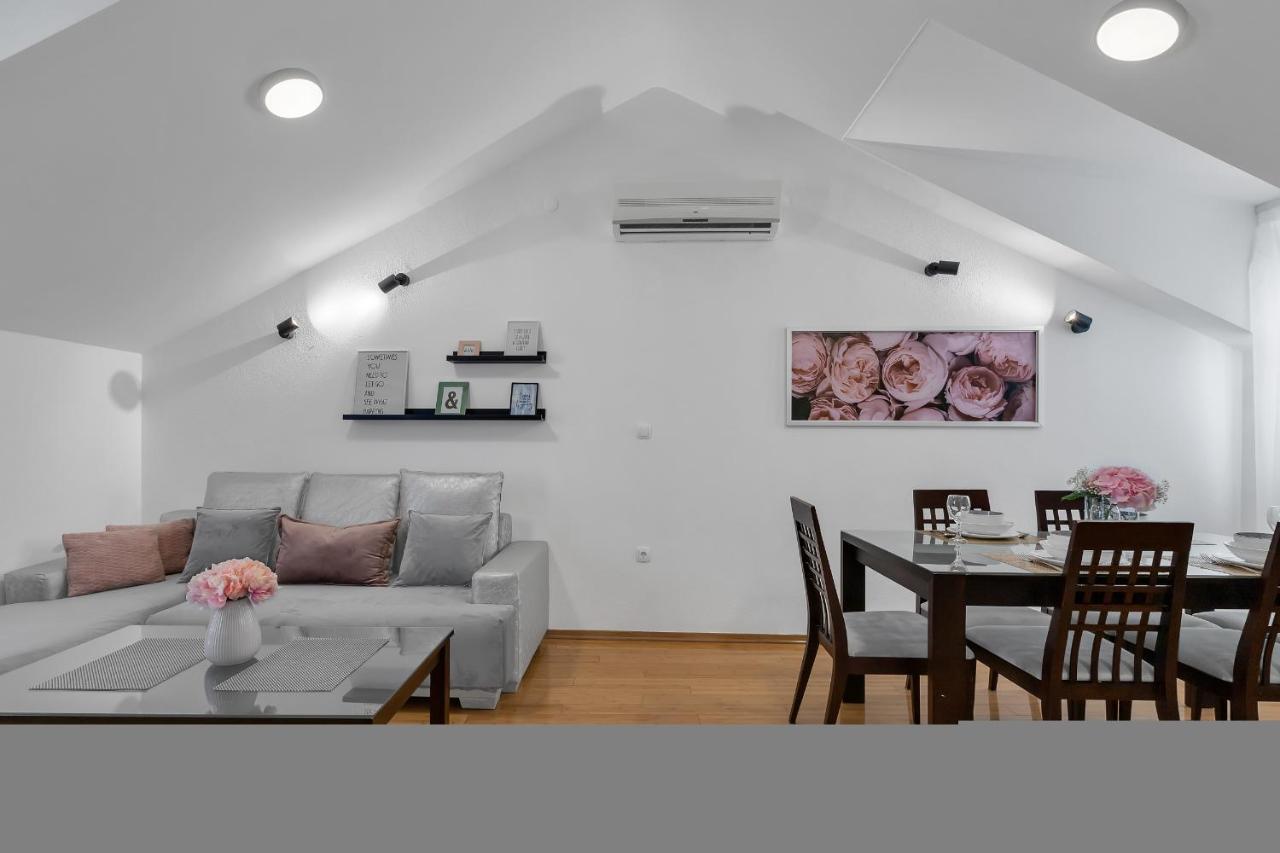 Luxury Center Apartment Makarska