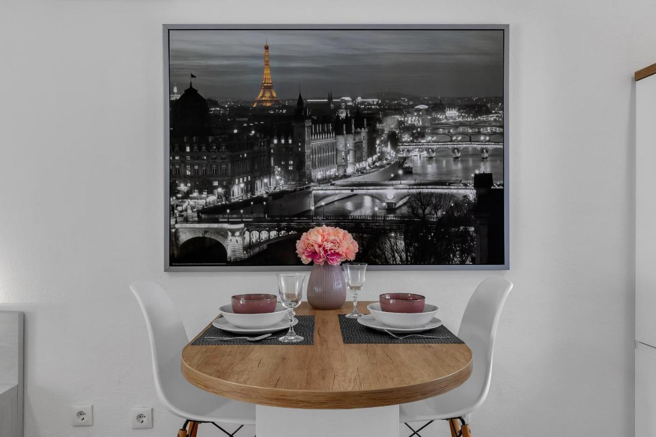 Luxury Center Apartment *