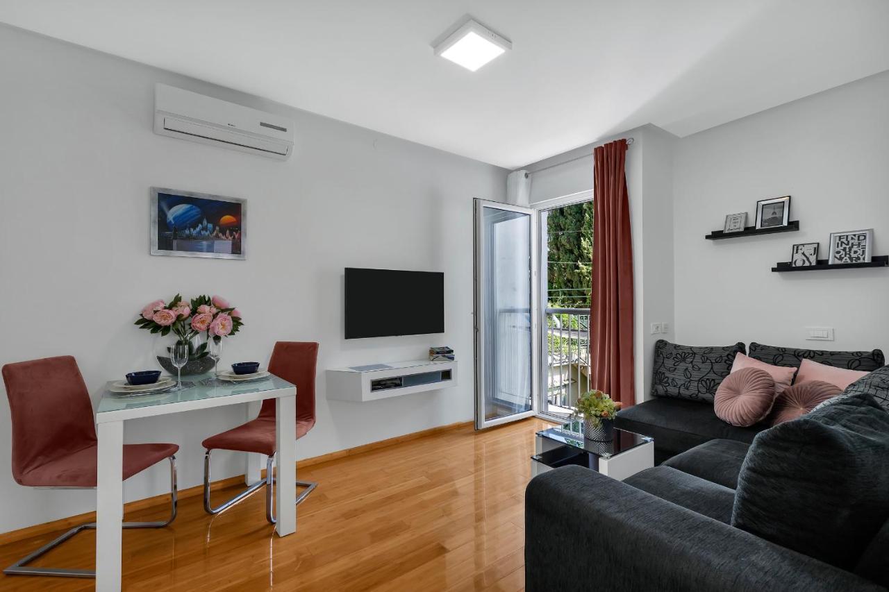 Luxury Center * Makarska